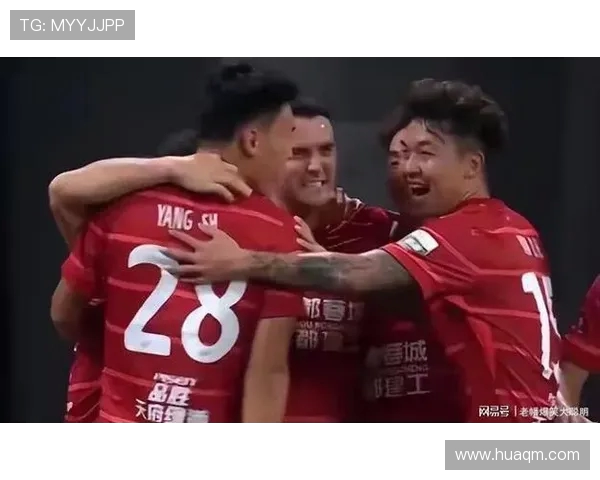 袁甲解读成都蓉城遭亚足联处罚原因涉体育场冠名问题引发关注 袁甲解读成都蓉城遭亚足联处罚原因涉体育场冠名问题引发关注