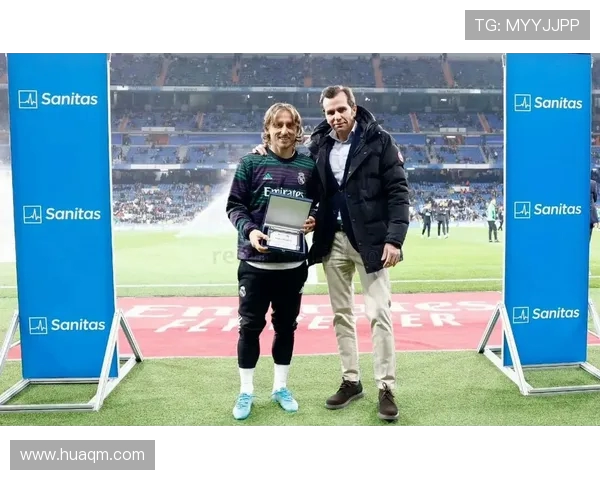 皇马看中埃尔切新星门多萨仅2000万欧解约金引发关注